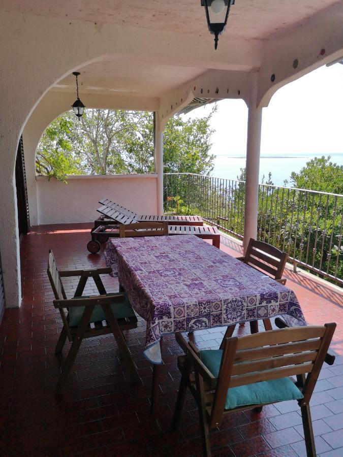 Apartments Bassi Stara Baska Bagian luar foto